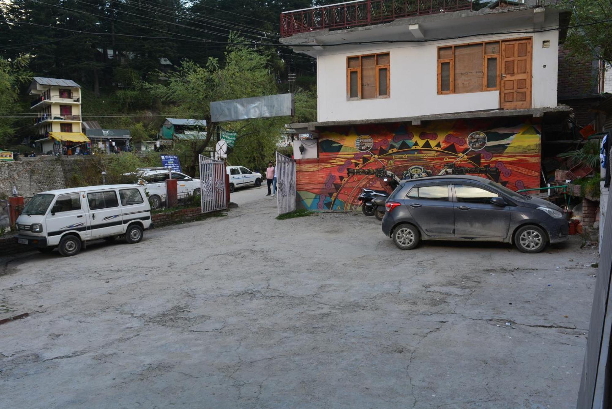 Hotel The Neelgiris Manāli Exterior foto